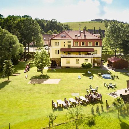 Hotel Penzion Horacko Uncin Zewnętrze zdjęcie