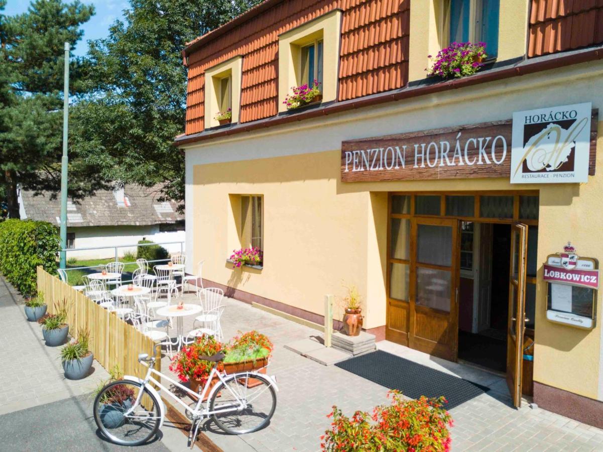 Hotel Penzion Horacko Uncin Zewnętrze zdjęcie